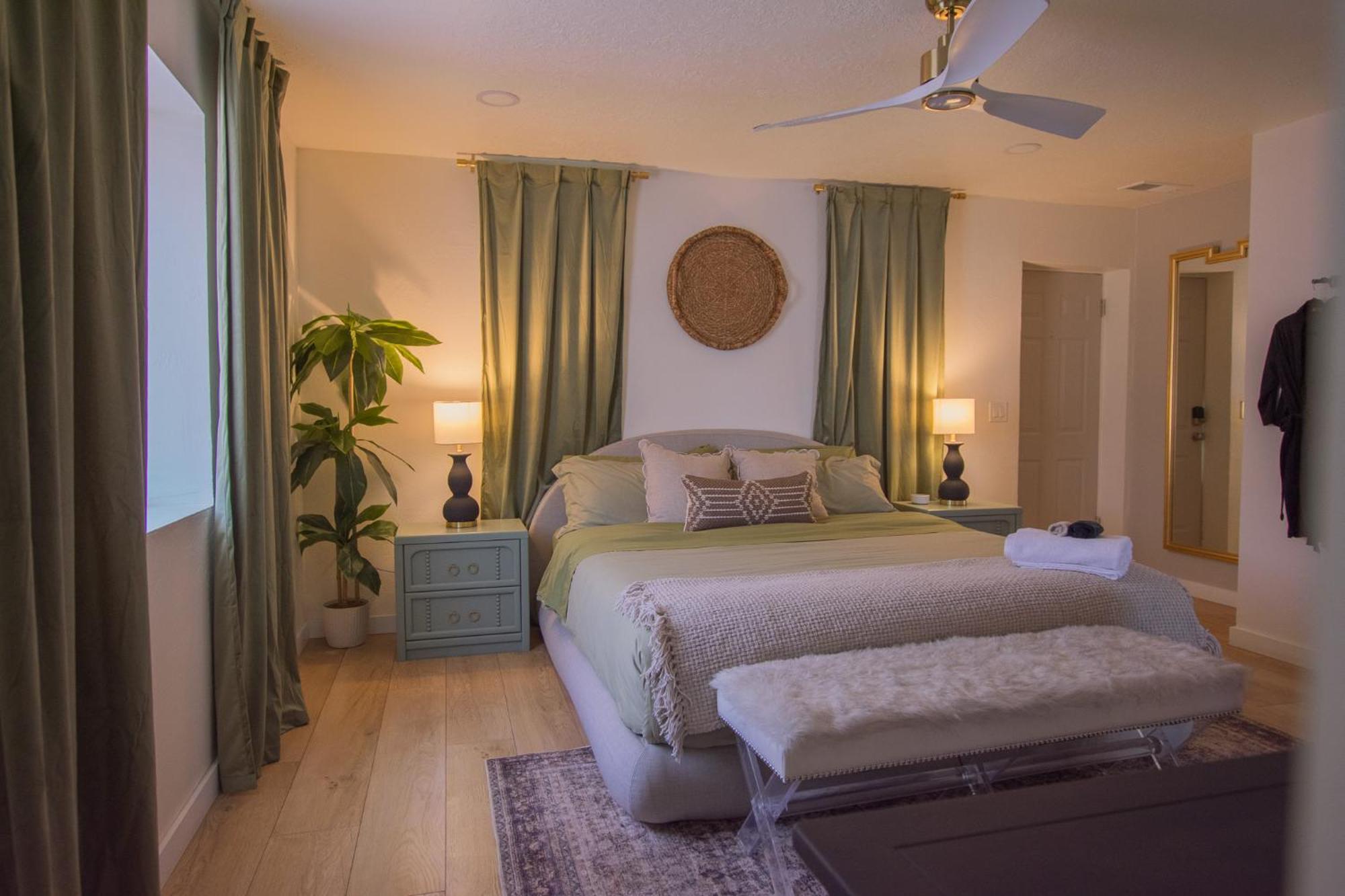 Villa Bohemian Chic An Eclectic Escape-Hot Tub-Pet Friendly-No Pet Fees! Albuquerque Exterior foto